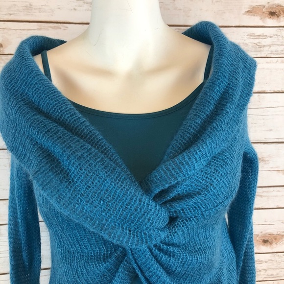 United Colors of Benetton Sweater Set - Picture 2 of 8